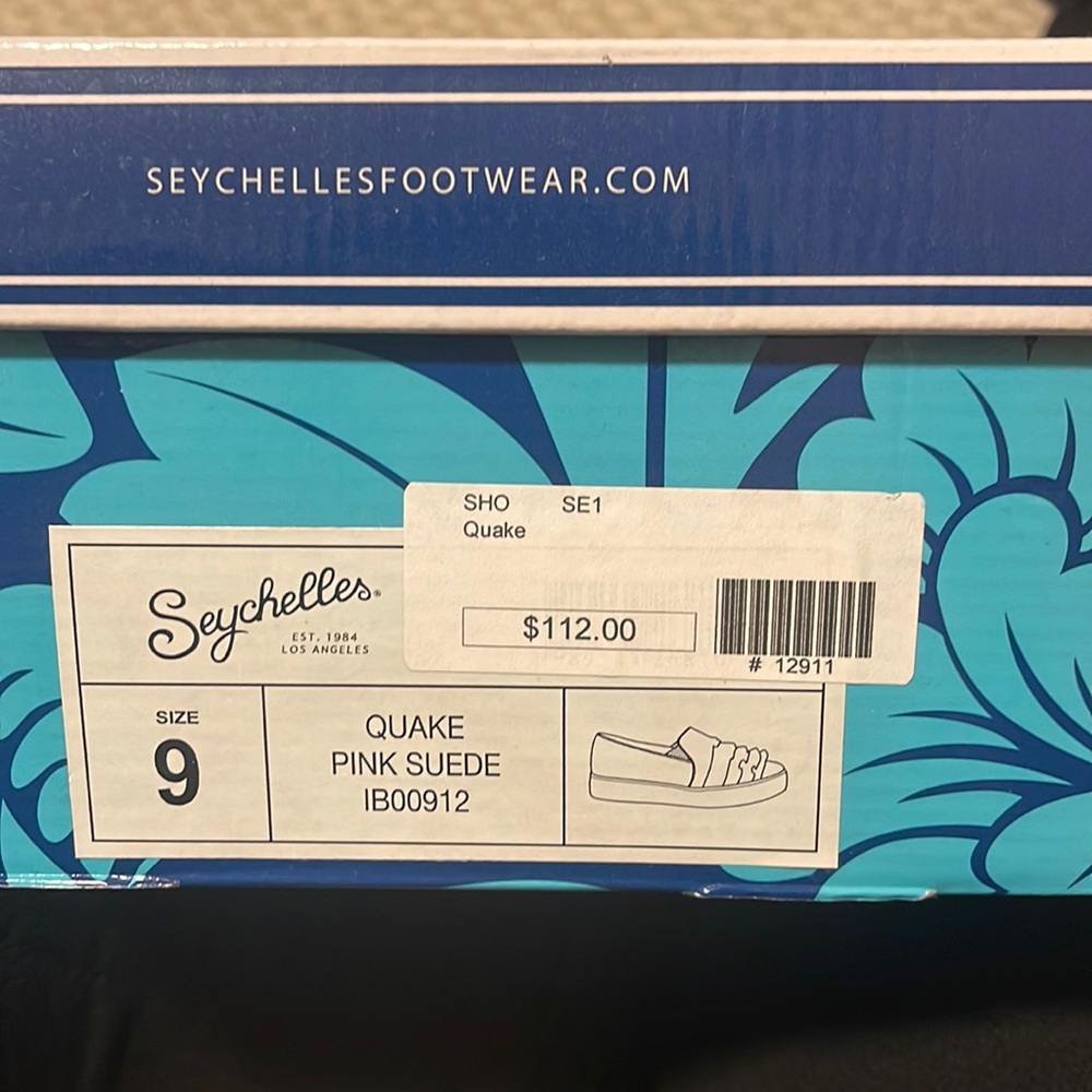 Seychelles pink suede flats - BNIB - size 9